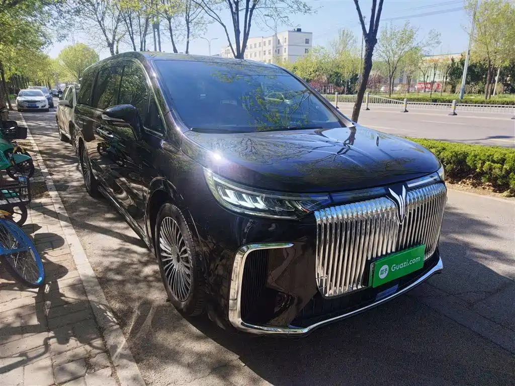 Lantu Dreamer 2025 PHEV four-wheel drive flagship Kunpeng version купить на сайте DeffCars