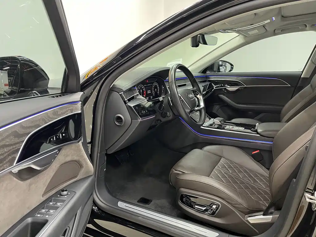 Audi A8 2021 A8L 50 TFSI quattro comfort type купить на сайте DeffCars