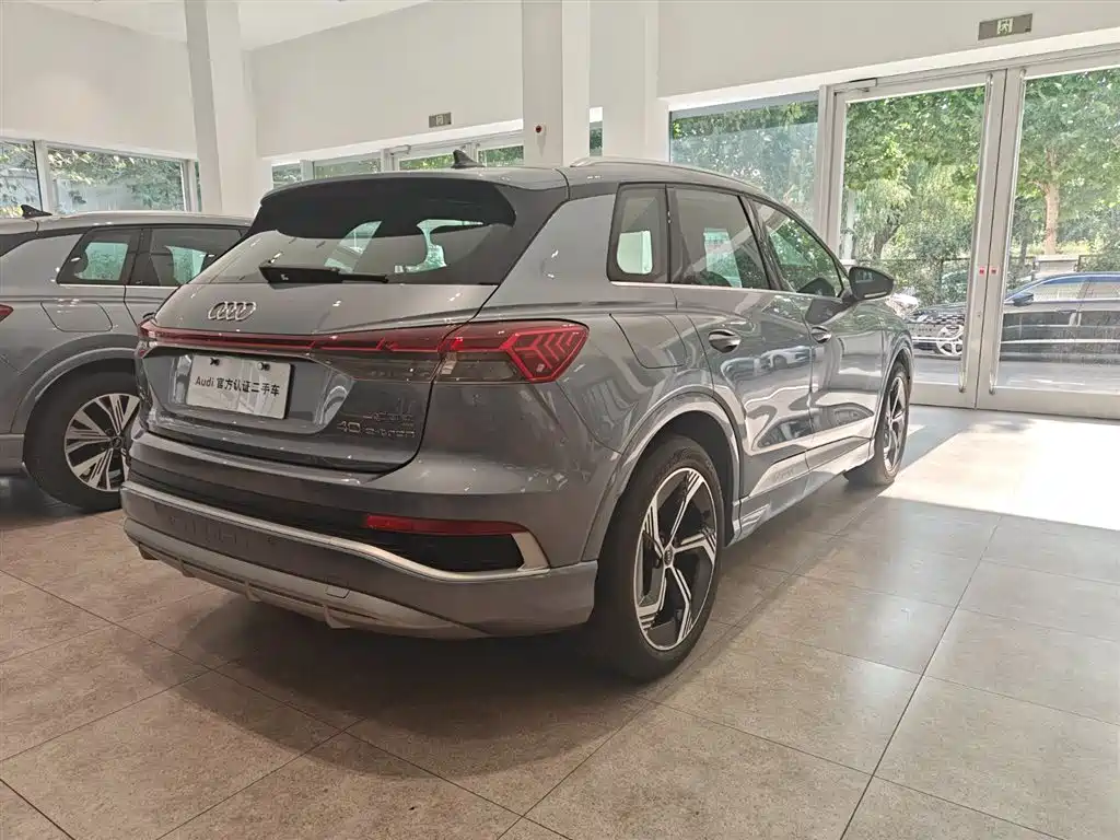 Audi Q4 e-tron 2024 40 e-tron Creative Edition купить на сайте DeffCars