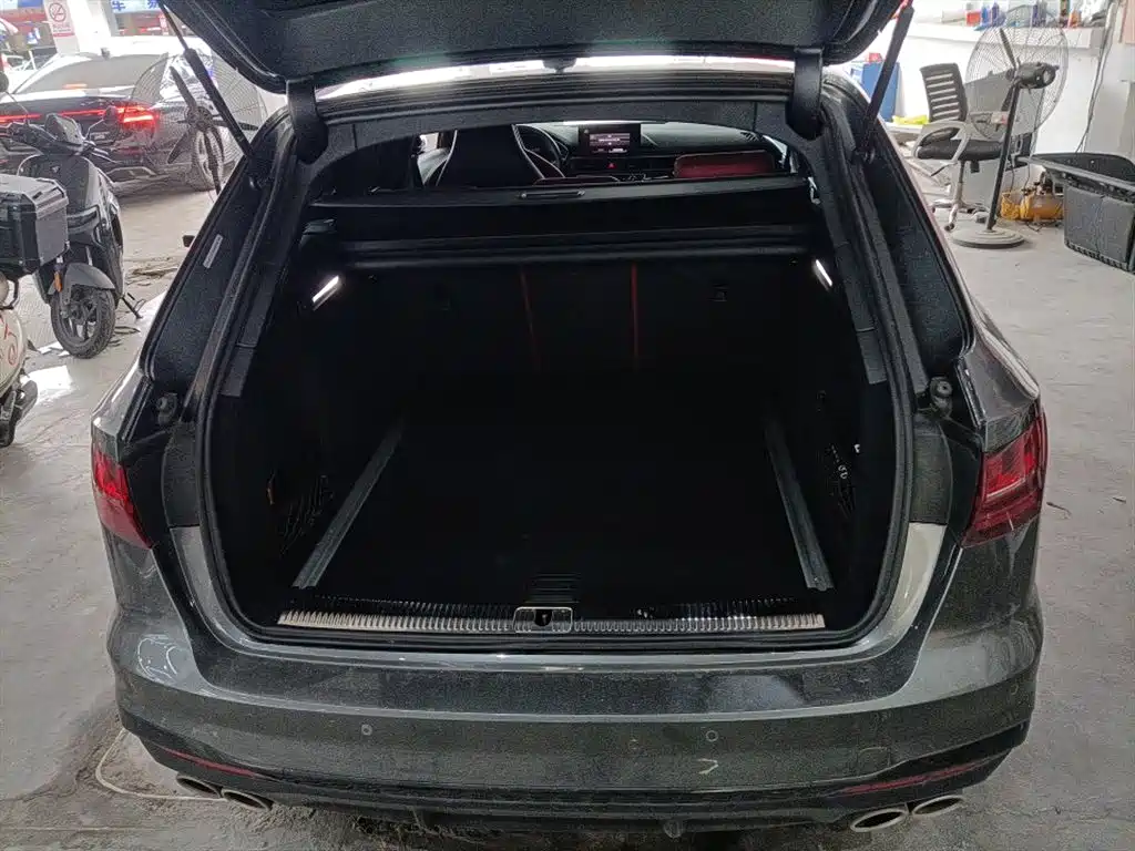 Audi S4 2024 S4 Avant 3.0TFSI купить на сайте DeffCars