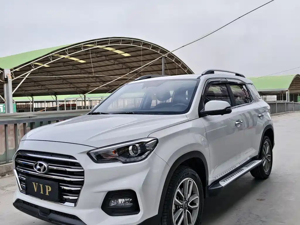 Beijing Hyundai ix35 2018 2.0L automatic two-wheel drive Zhiyong Changlian version купить на сайте DeffCars