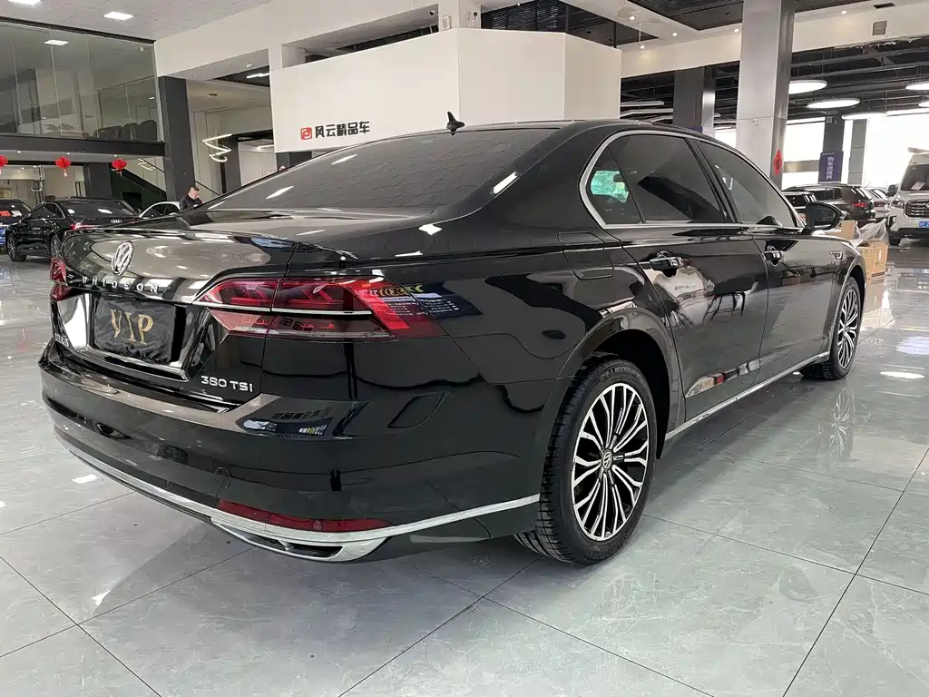 Huiang 2018 facelift 380TSI two-wheel drive business version купить на сайте DeffCars