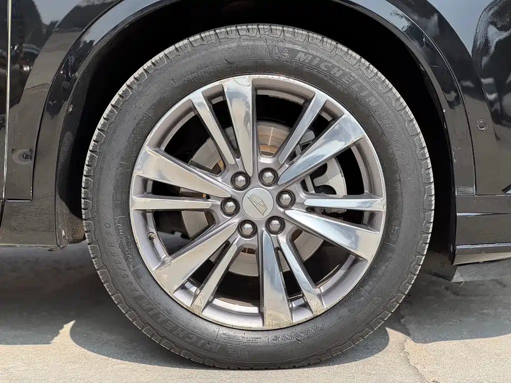 Cadillac XT6 2020 28T six-seat four-wheel drive luxury model купить на сайте DeffCars