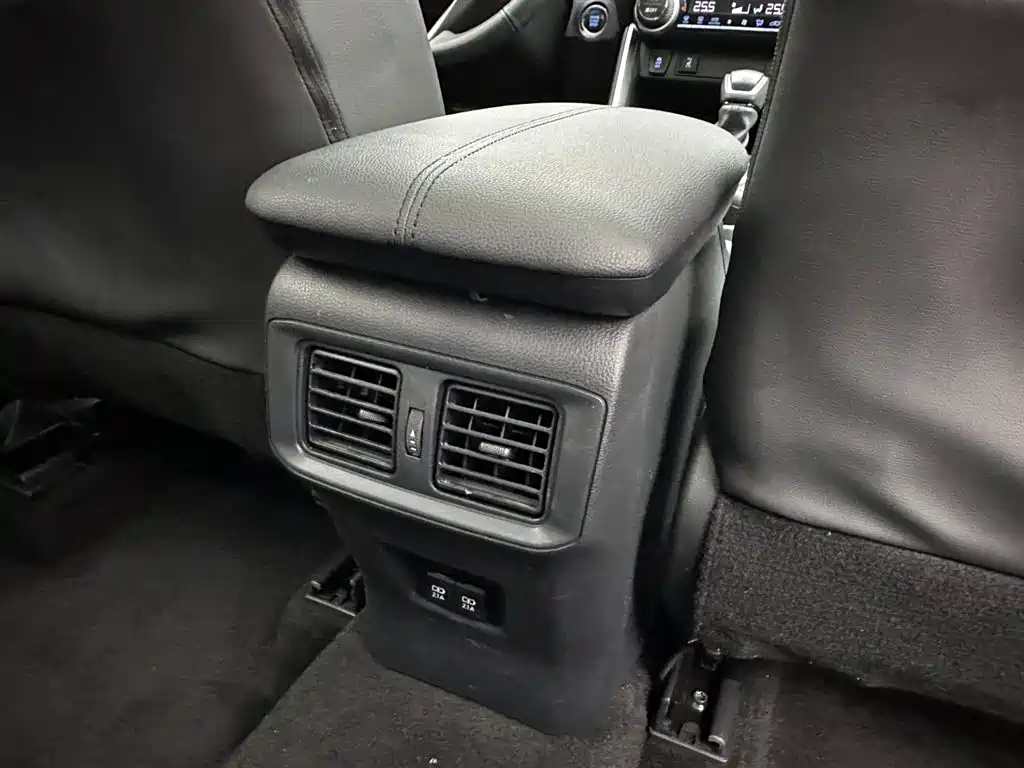 RAV4 Rongfang 2020 2.0L CVT two-wheel drive fashion PLUS version купить на сайте DeffCars
