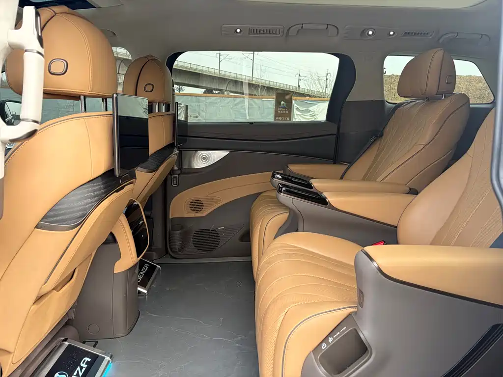 Denza D9 2022 DM-i 970 four-wheel drive flagship model купить на сайте DeffCars