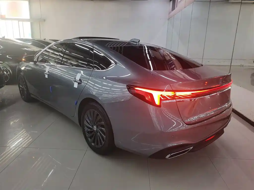 LaCrosse 2025 28T Platinum Edition купить на сайте DeffCars