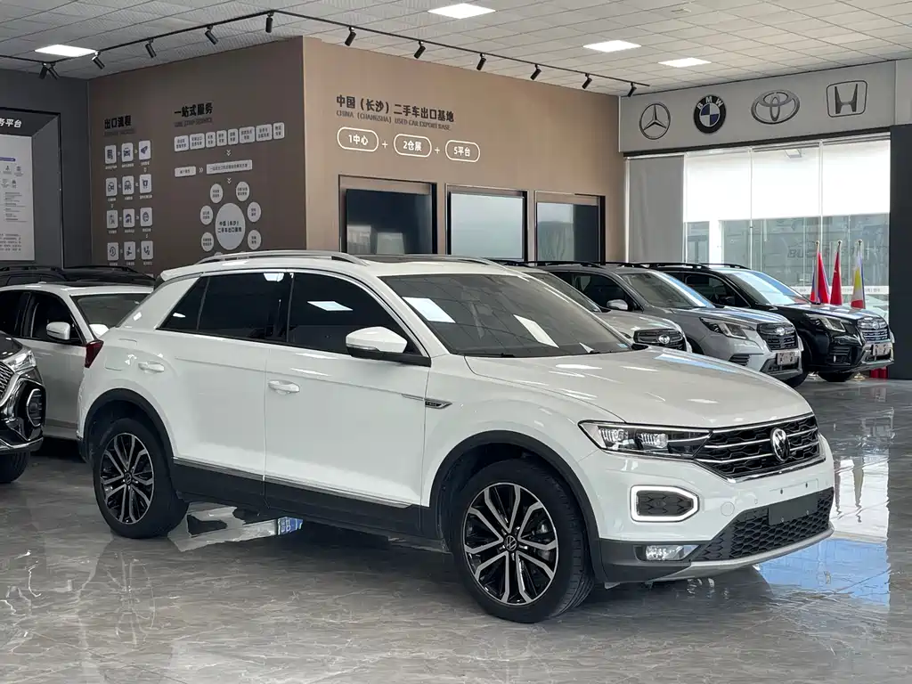 T-ROC 2021 facelift 280TSI DSG four-wheel drive luxury smart connected version купить на сайте DeffCars