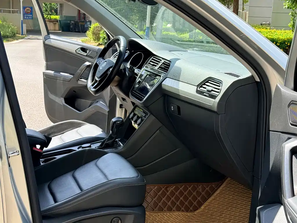 Tiguan L 2019 380TSI automatic four-wheel drive smart luxury version National V купить на сайте DeffCars