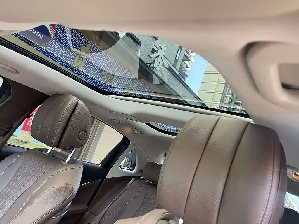 Mercedes-Benz E-Class 2023 E 300 L Luxury Model купить на сайте DeffCars