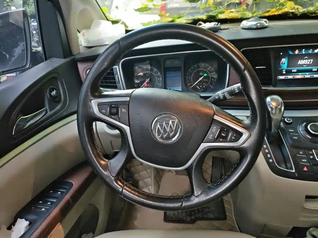 Buick GL8 2017 25S luxury model National V купить на сайте DeffCars