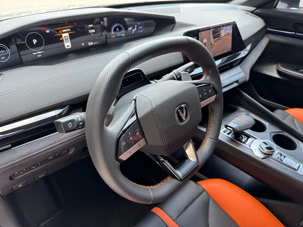 Changan UNI-V 2024 1.5T noble sports model купить на сайте DeffCars