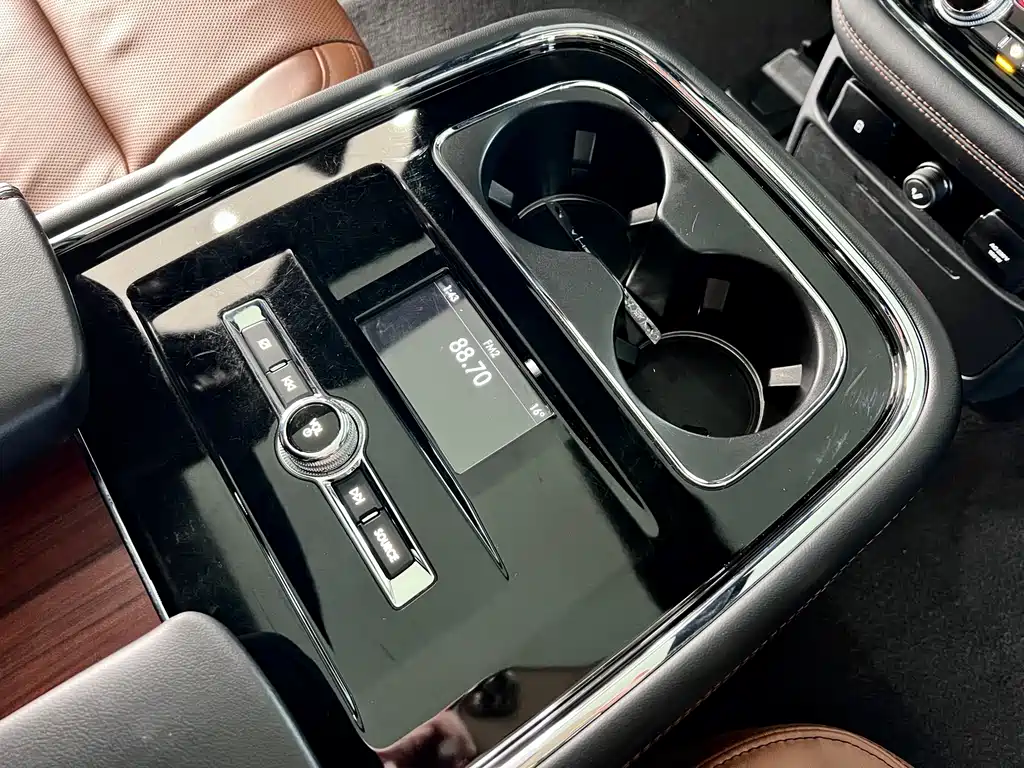 Navigator 2020 3.5T Honor Edition купить на сайте DeffCars