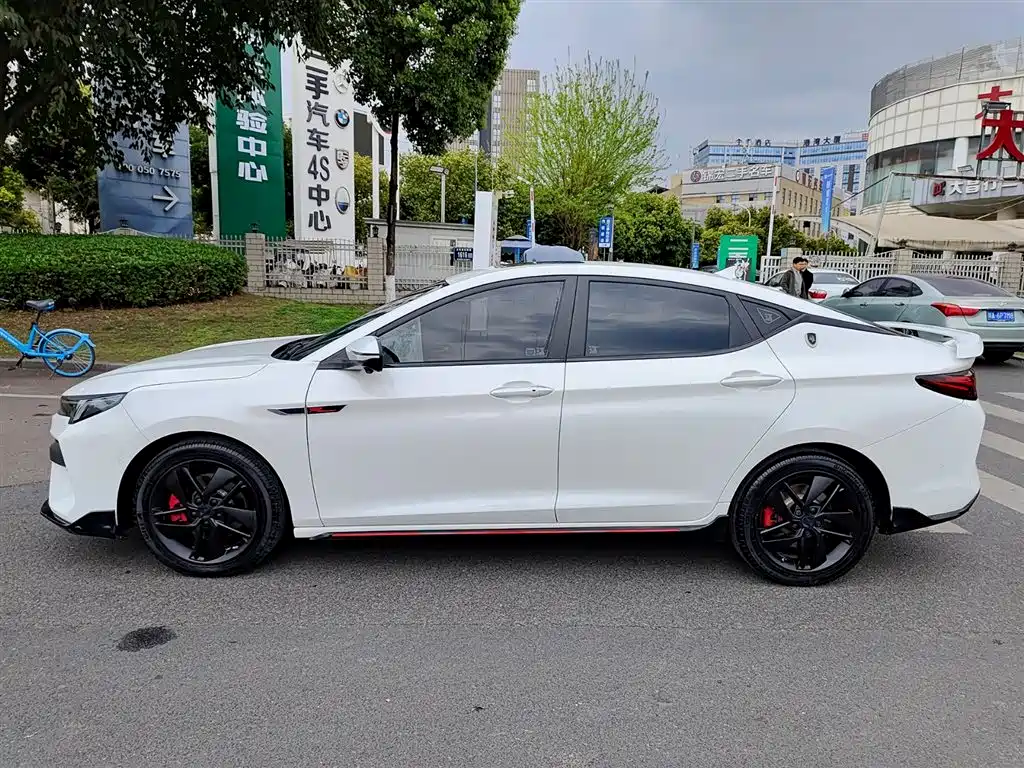 Sihaoyao 2021 1.5TGDI DCT Lightning RACE Edition купить на сайте DeffCars