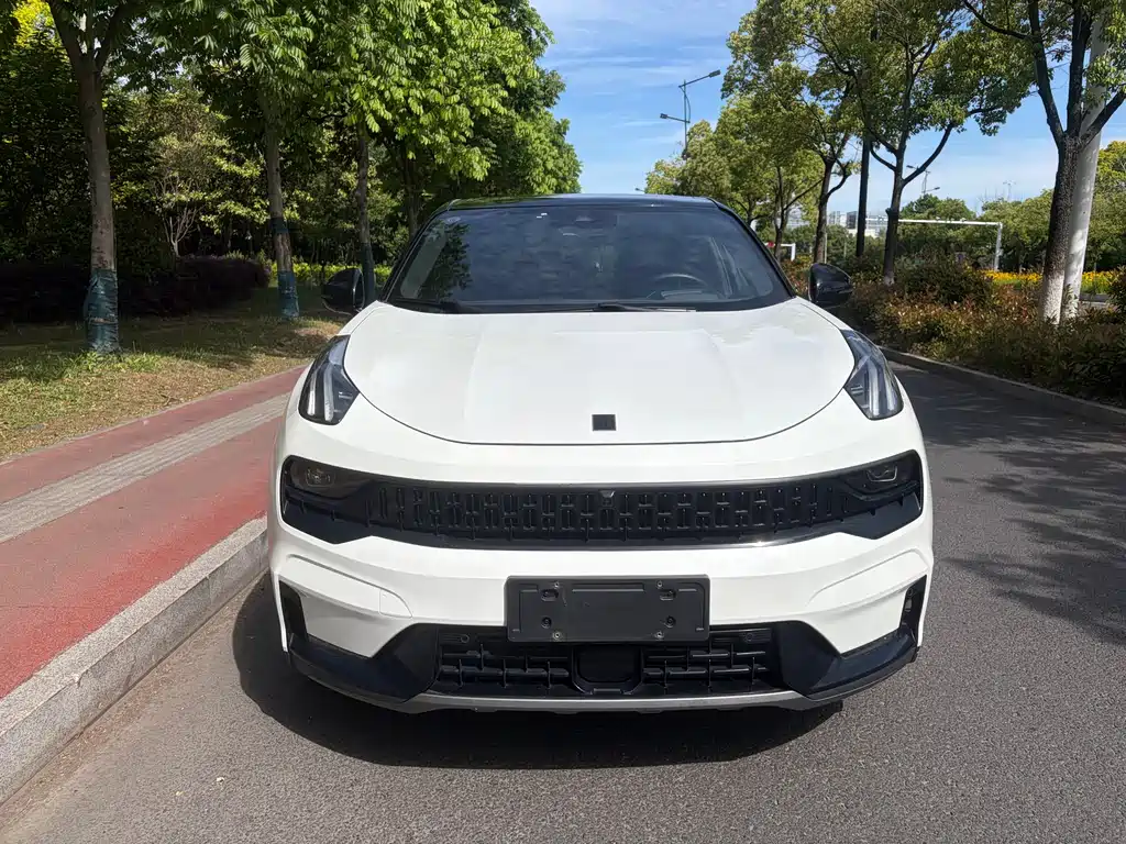 Lynk & Co 05 2020 2.0TD AWD Plus купить на сайте DeffCars