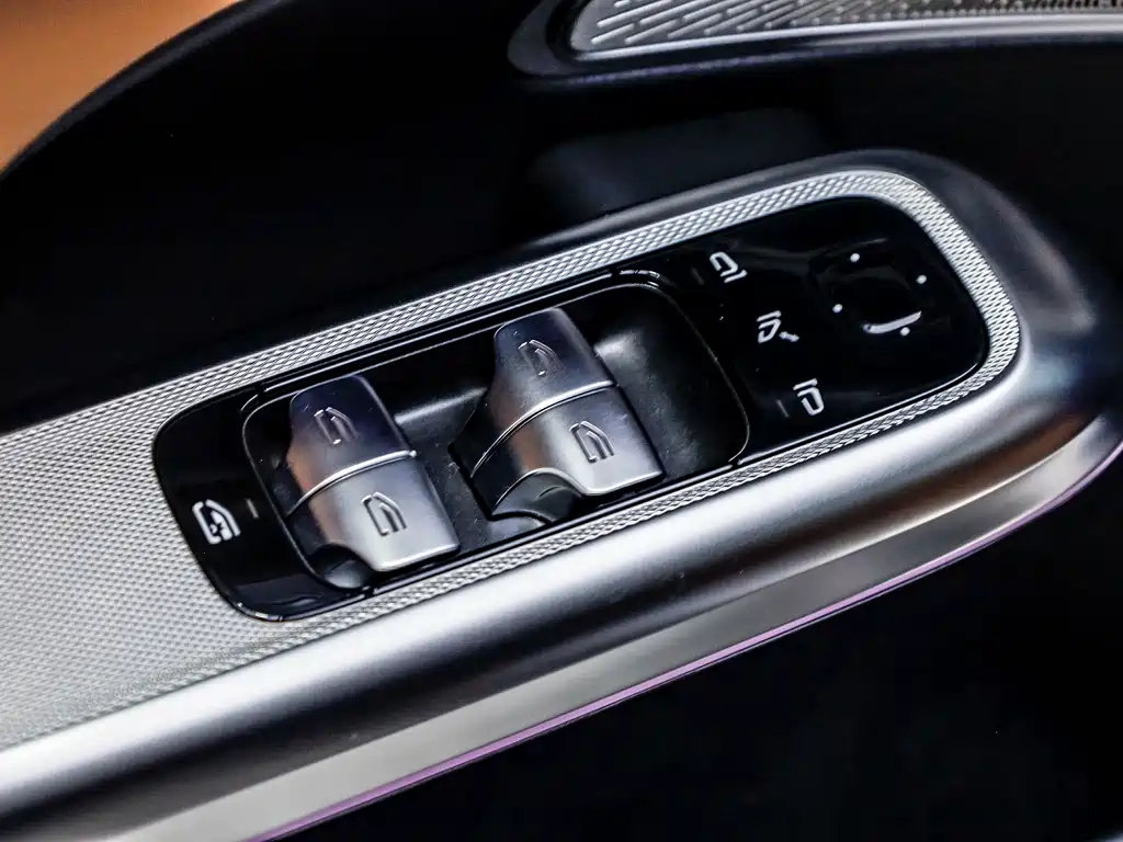 Mercedes-Benz E-Class 2025 facelift E 300 L luxury model купить на сайте DeffCars