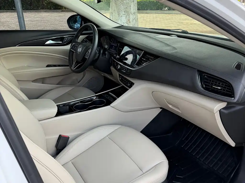 Regal 2021 552T Elite купить на сайте DeffCars