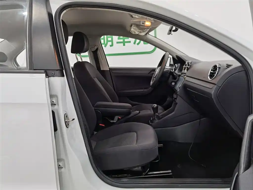 Jetta 2019 Dream Edition 1.4L Manual Fashion купить на сайте DeffCars