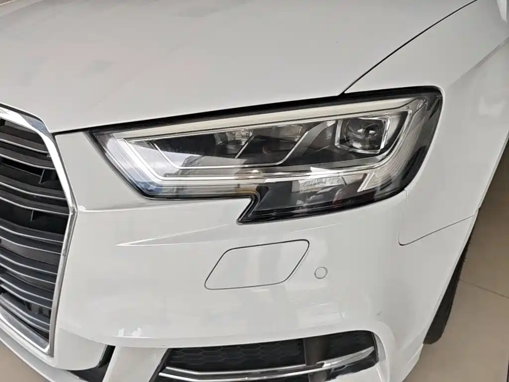 Audi A3 2019 Limousine 35 TFSI Fashion Type National VI купить на сайте DeffCars