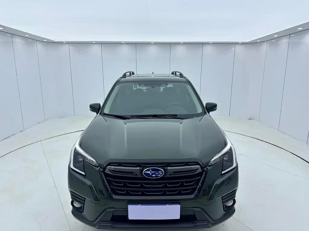 Forester 2022 2.0i AWD Deluxe Edition EyeSight купить на сайте DeffCars