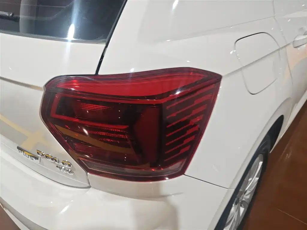 Polo 2019 Plus 1.5L Automatic Colorful Technology Edition купить на сайте DeffCars