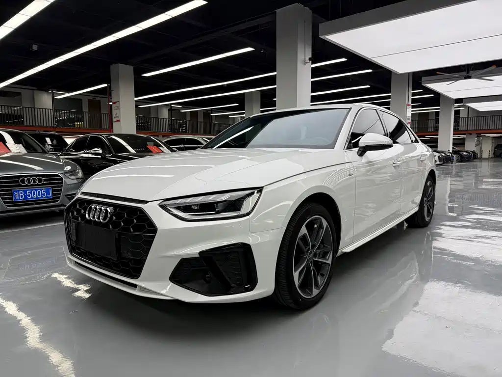 Audi A4L 2023 40 TFSI Fashionable and Dynamic купить на сайте DeffCars