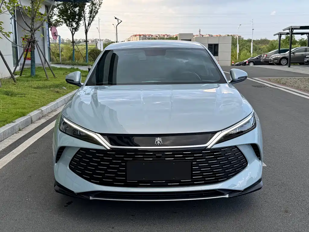Qin L 2024 DM-i 80km Leading купить на сайте DeffCars