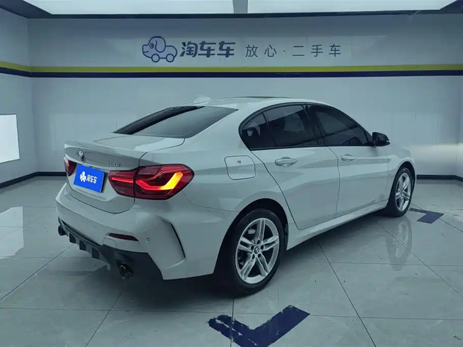 BMW 1 Series 2021 facelift 120i M Sports Night Edition купить на сайте DeffCars