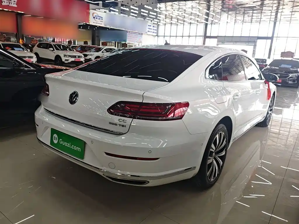 FAW-Volkswagen CC 2020 330TSI Charming Edition National VI купить на сайте DeffCars