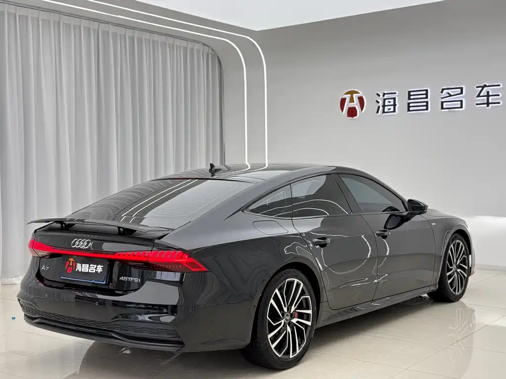 Audi A7 2024 45 TFSI Premium Selection купить на сайте DeffCars