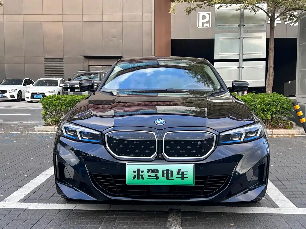 BMW i3 2023 eDrive 40L Night Sports Package купить на сайте DeffCars