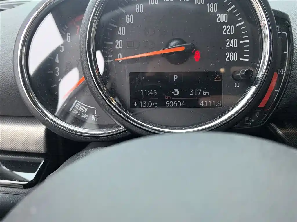 MINI CLUBMAN 2019 1.5T COOPER Connoisseur купить на сайте DeffCars