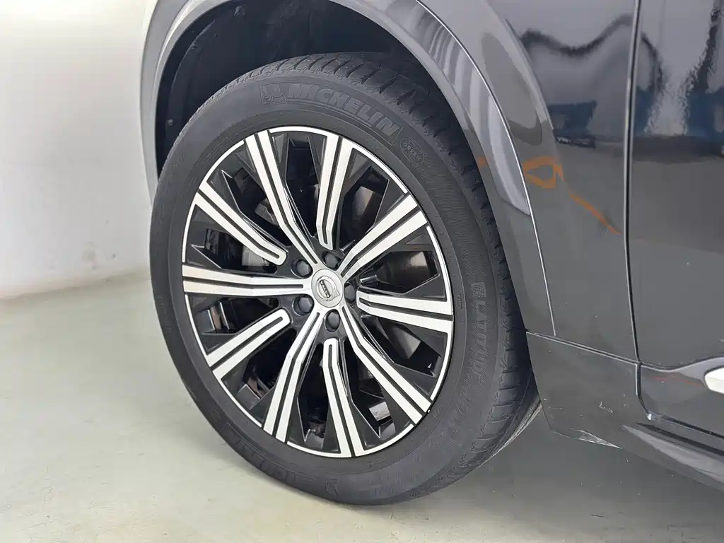 Volvo XC90 2020 facelift T6 Zhiyi Luxury Edition 7 seats купить на сайте DeffCars