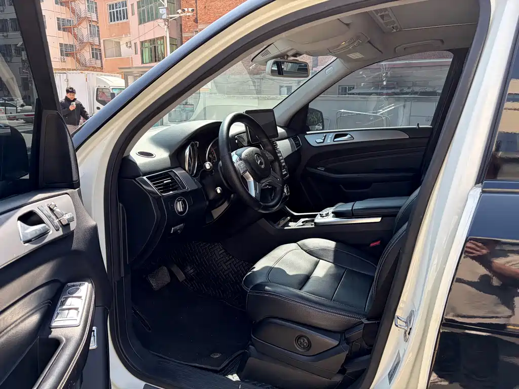 Mercedes-Benz M-Class 2012 ML 300 купить на сайте DeffCars