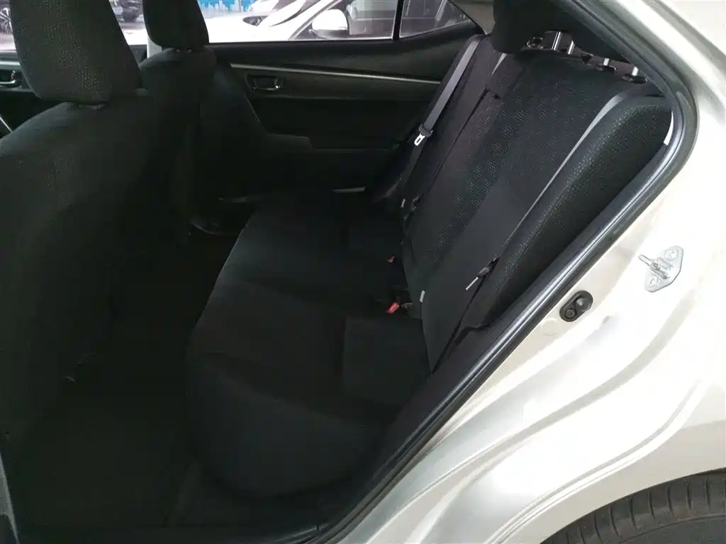 Corolla 2017 facelift 1.2T S-CVT GL-i купить на сайте DeffCars