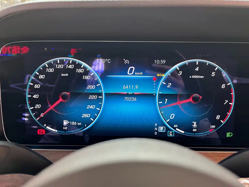 Mercedes-Benz E-Class 2023 E 300 L Luxury Model купить на сайте DeffCars