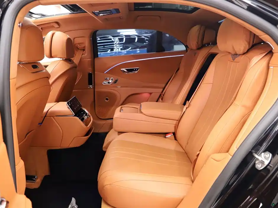 Flying Spur 2022 4.0T V8 Standard Edition купить на сайте DeffCars