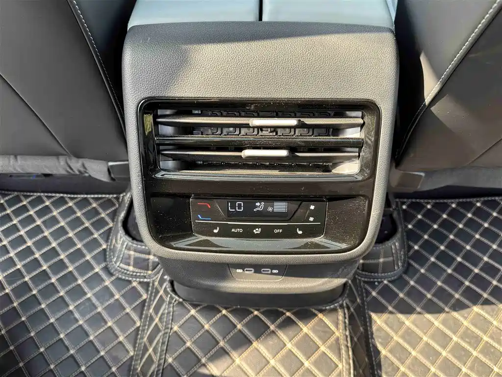 Touron 2025 Touron Pro 450TSI four-wheel drive vertical version купить на сайте DeffCars