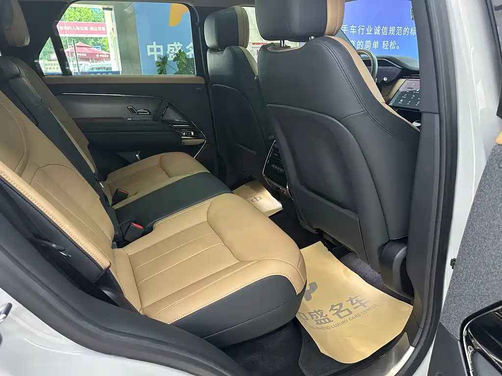 Range Rover Sport 2023 400PS Dynamic SE купить на сайте DeffCars