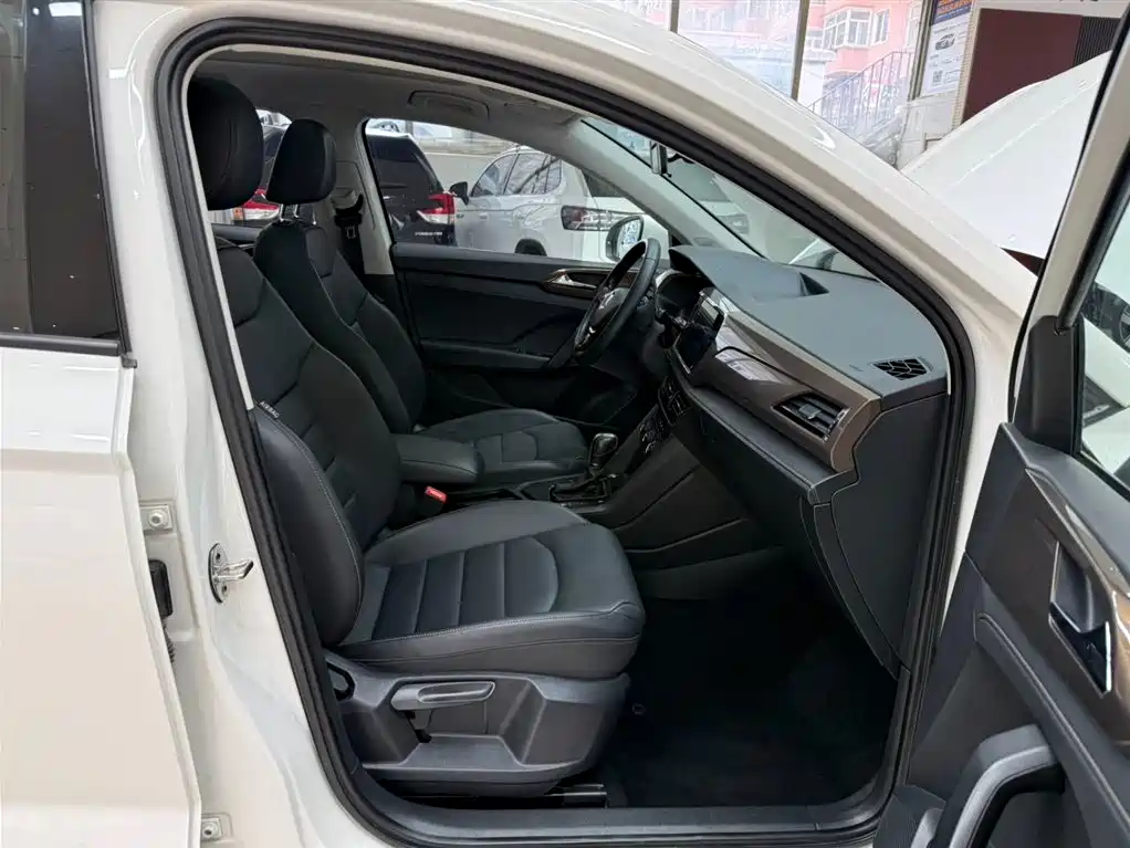 Tuyue 2021 280TSI two-wheel drive comfort version купить на сайте DeffCars