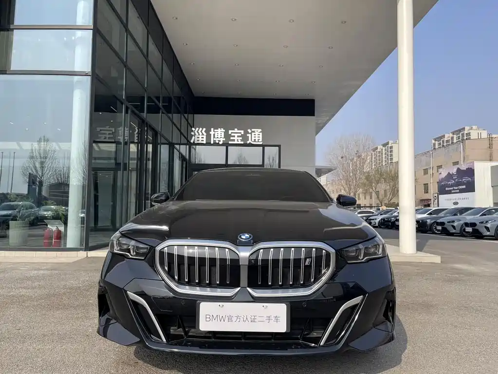 BMW i5 2024 eDrive 35L Exclusive M Sports Package купить на сайте DeffCars