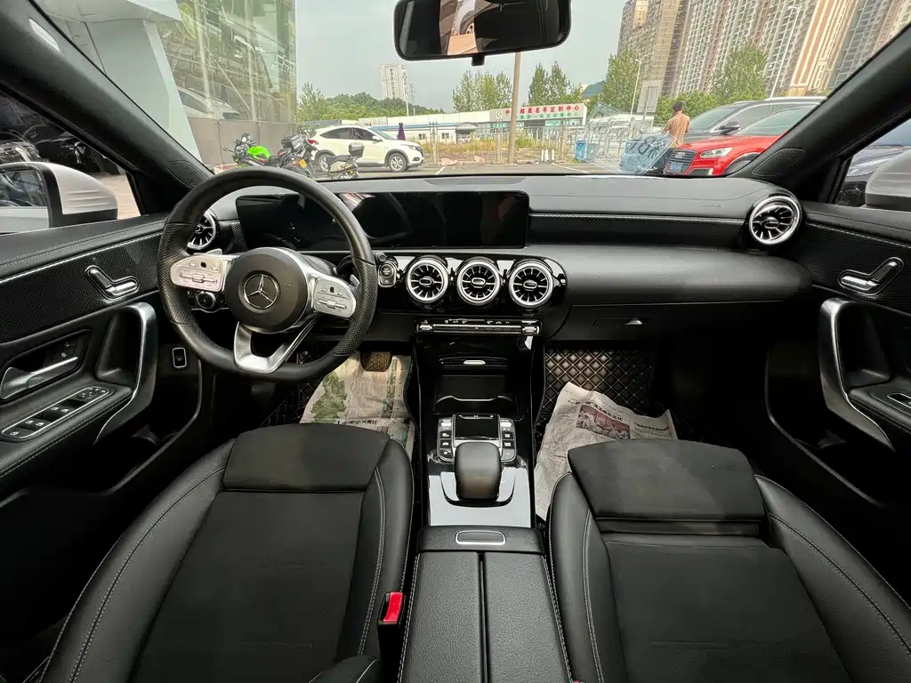 Mercedes-Benz A-Class 2021 A 200 L Sports Sedan Fashionable купить на сайте DeffCars