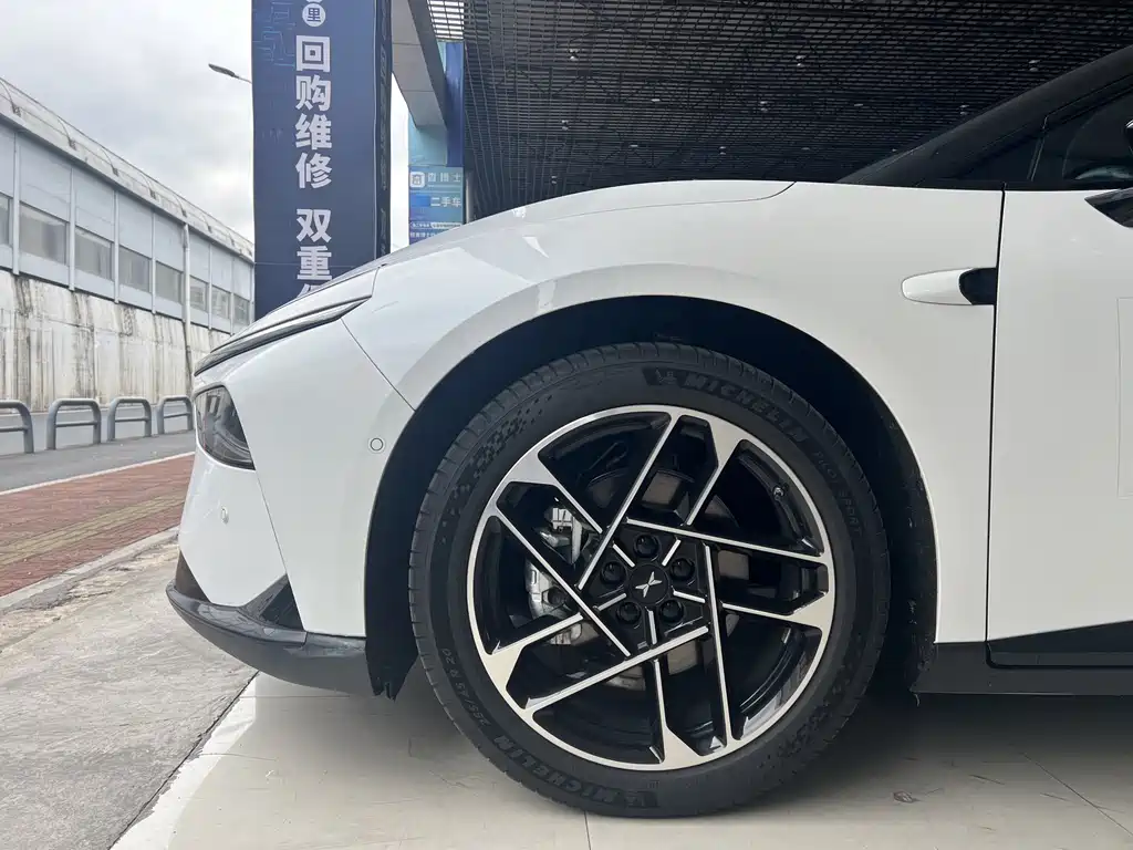 Xpeng P7+ 2024 Long Battery Life Max купить на сайте DeffCars