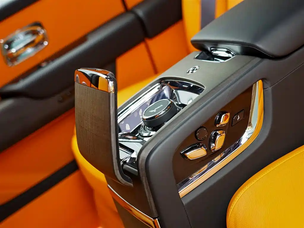 Cullinan 2024 four-seat version купить на сайте DeffCars