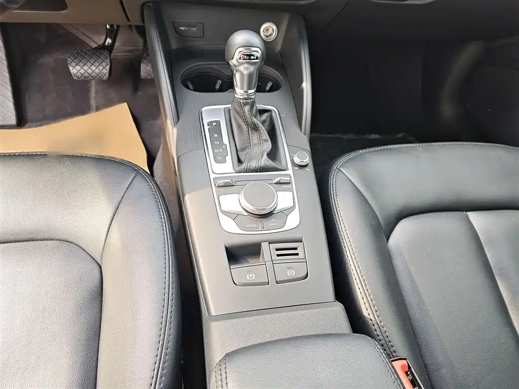 Audi A3 2019 Limousine 35 TFSI Enterprising National V купить на сайте DeffCars