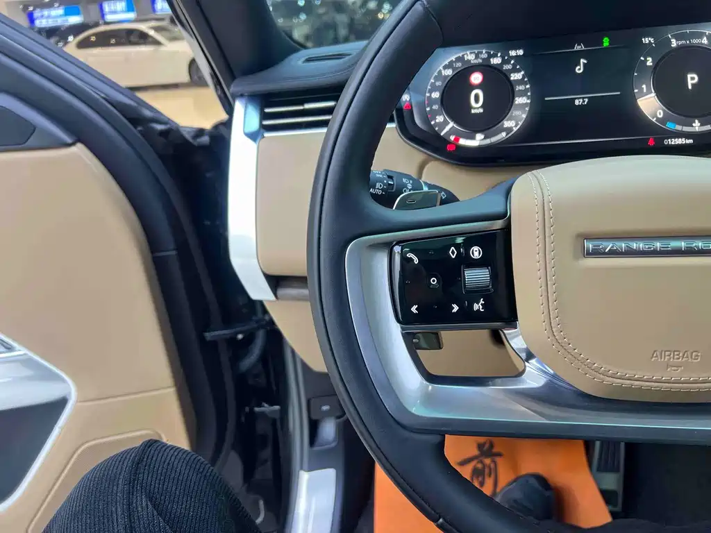 Range Rover 2025 3.0 L6 400PS Extended Edition купить на сайте DeffCars