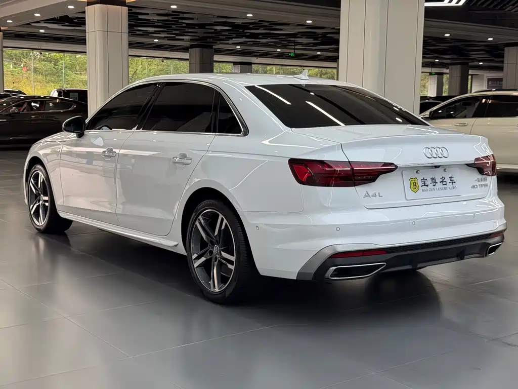 Audi A4L 2020 40 TFSI luxury and dynamic model купить на сайте DeffCars