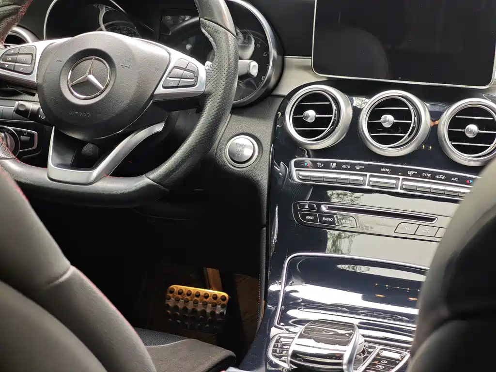 Mercedes-Benz GLC Coupe AMG 2017 AMG GLC 43 4MATIC Coupe SUV купить на сайте DeffCars