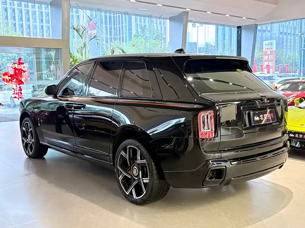 Cullinan 2018 four-seat version купить на сайте DeffCars
