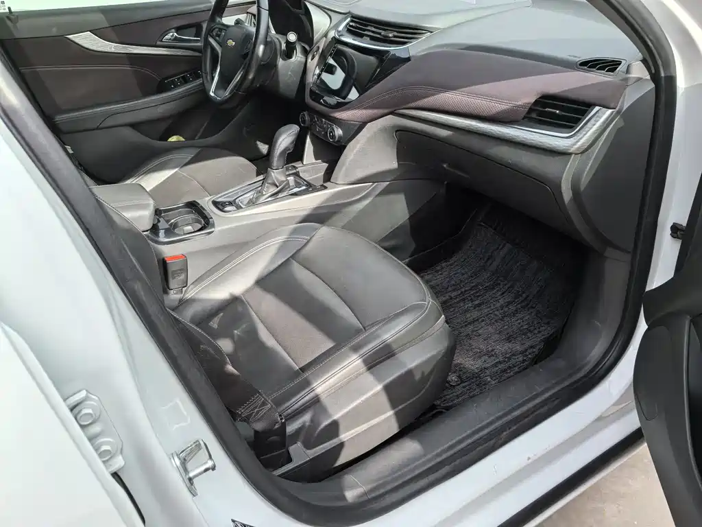 Malibu 2017 1.5T Automatic Deluxe Edition купить на сайте DeffCars