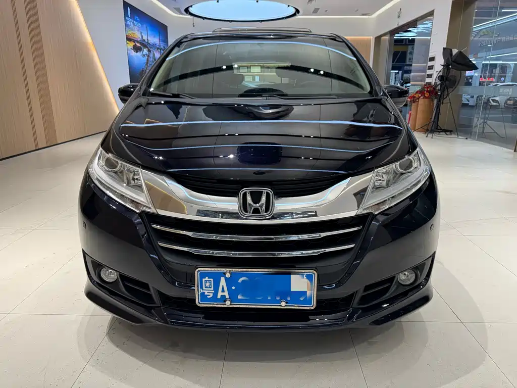 Odyssey 2017 2.4L Deluxe Edition купить на сайте DeffCars